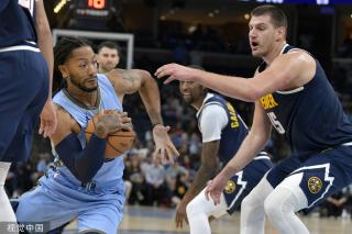 硬地场地上 硬地场地上